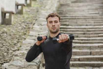 电影狗搜索官网：探索最新电影资讯与精彩影评的最佳平台