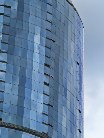 电车痴汉动漫在线：探索电车文化中的痴汉角色与故事魅力